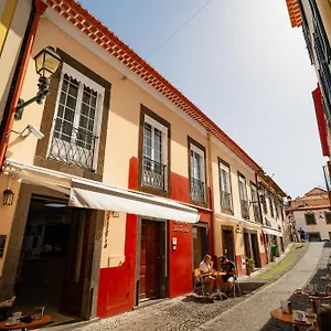 O Cantinho Da Mariazinha Bed & Breakfast